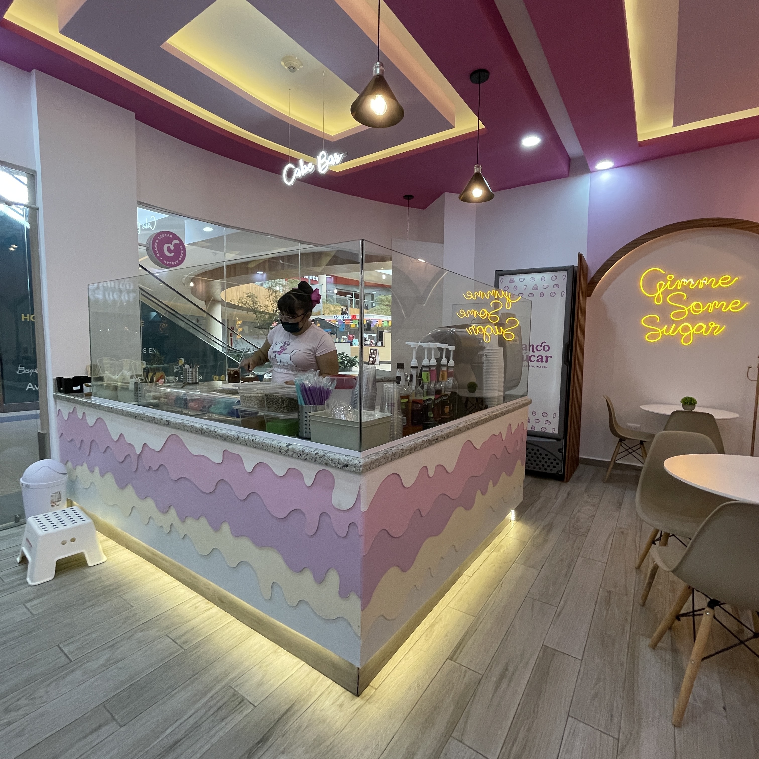 Galería 3 De Blanco Azucar