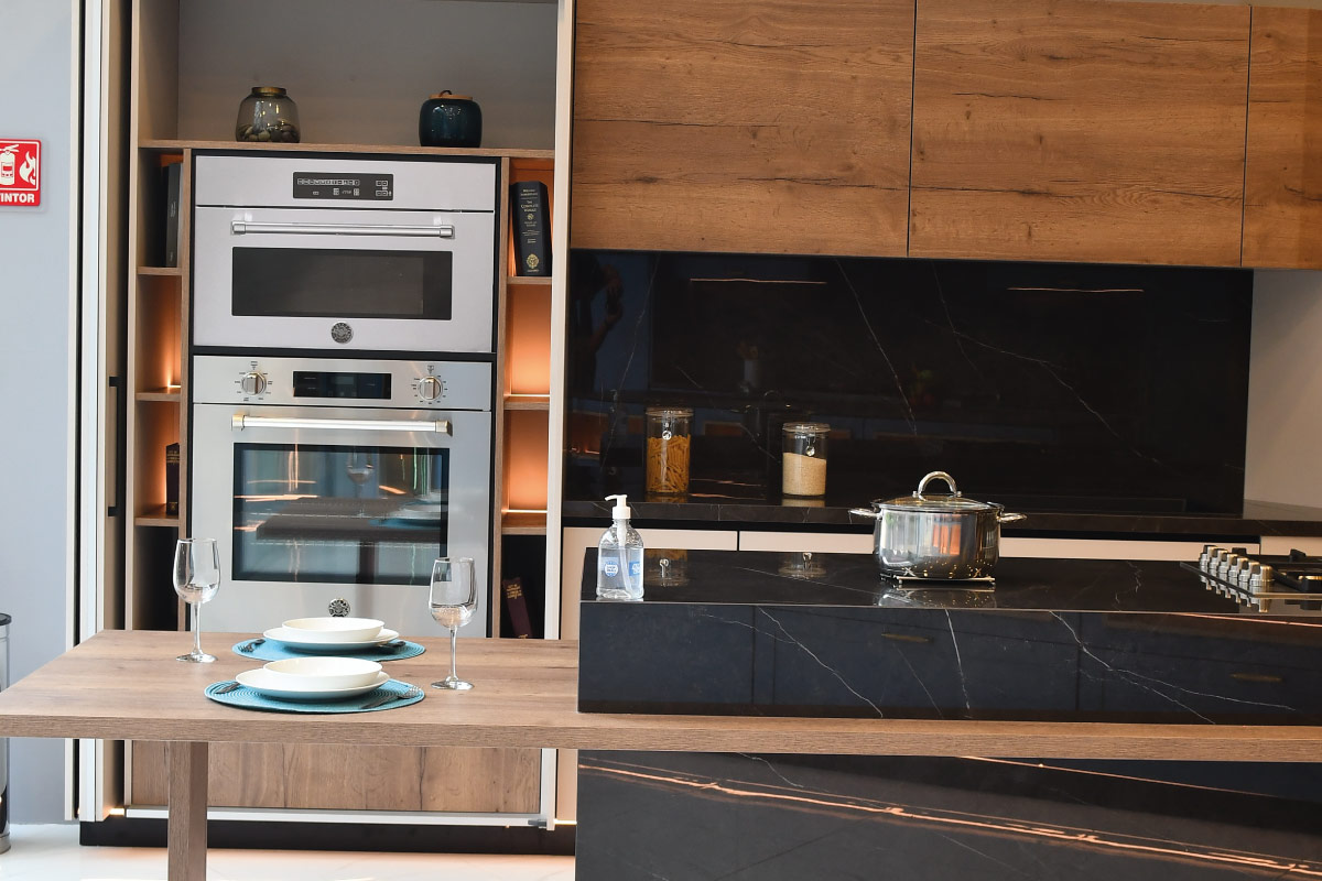 Galería 4 De Ikarus